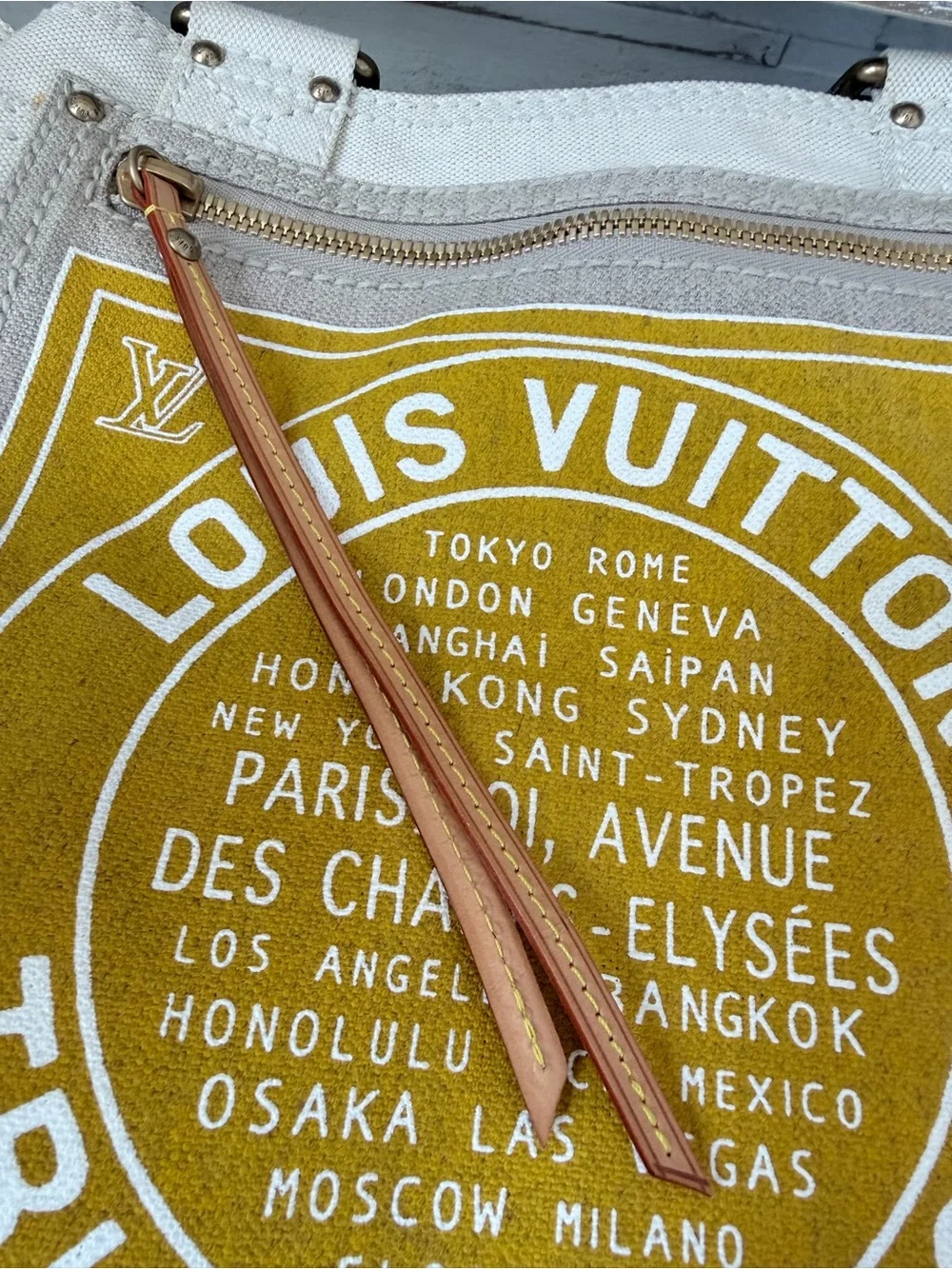 N/A louis vuitton